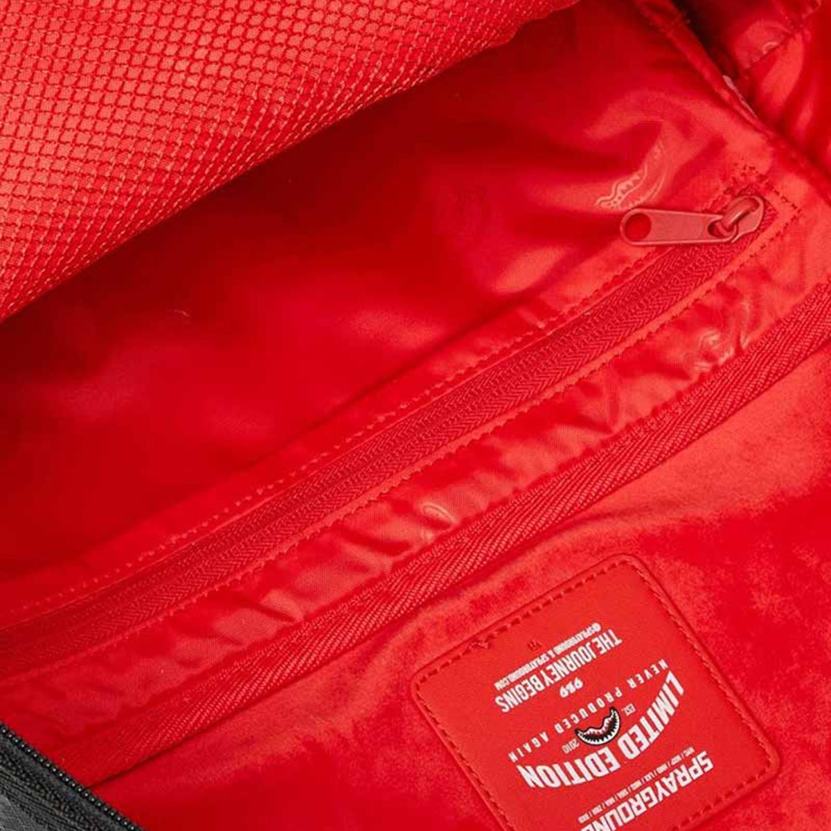 תיק גב Sprayground 90s Nick Crammed Reveal DLXSV