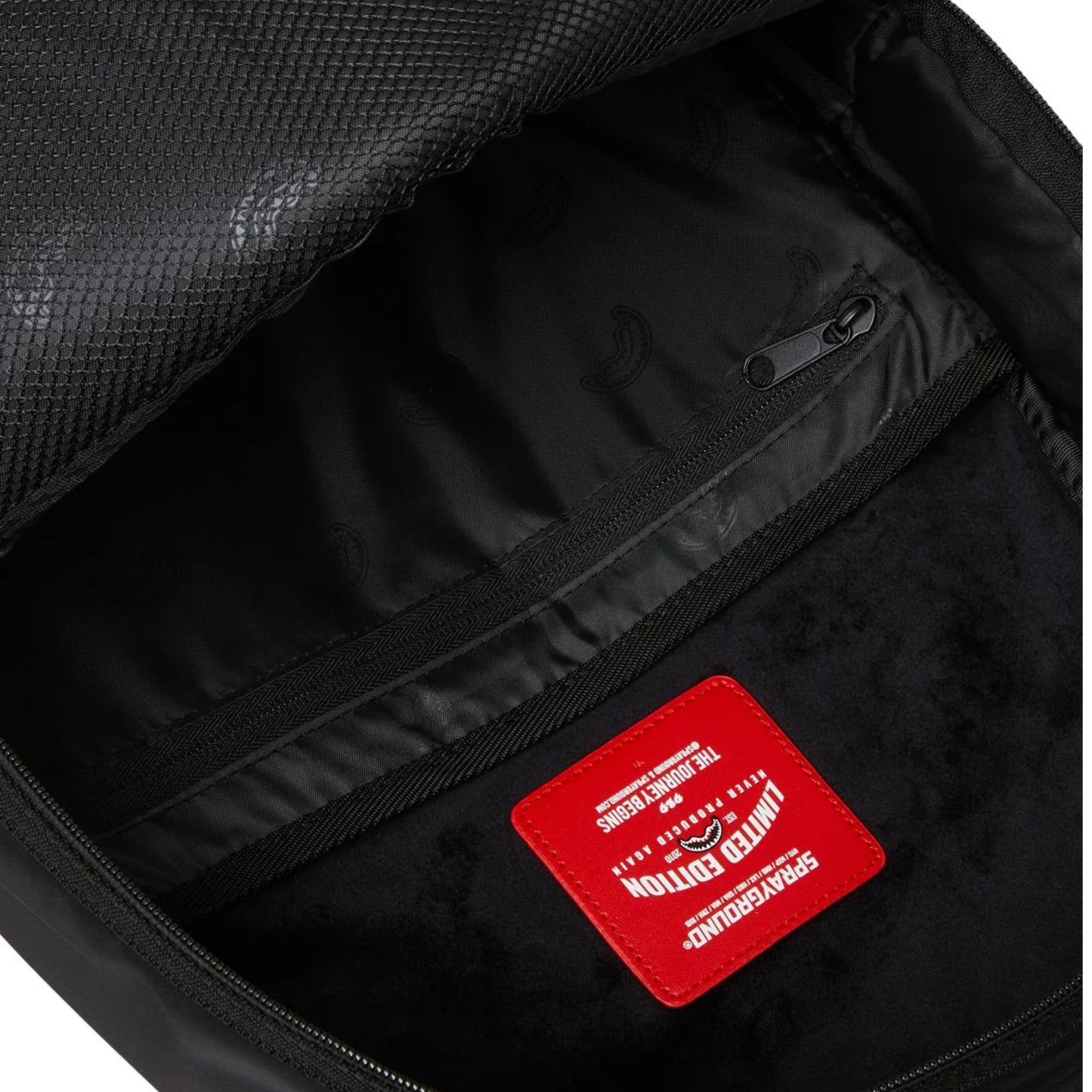 תיק גב Shark Central Nylon Black Pink Sprayground 2025