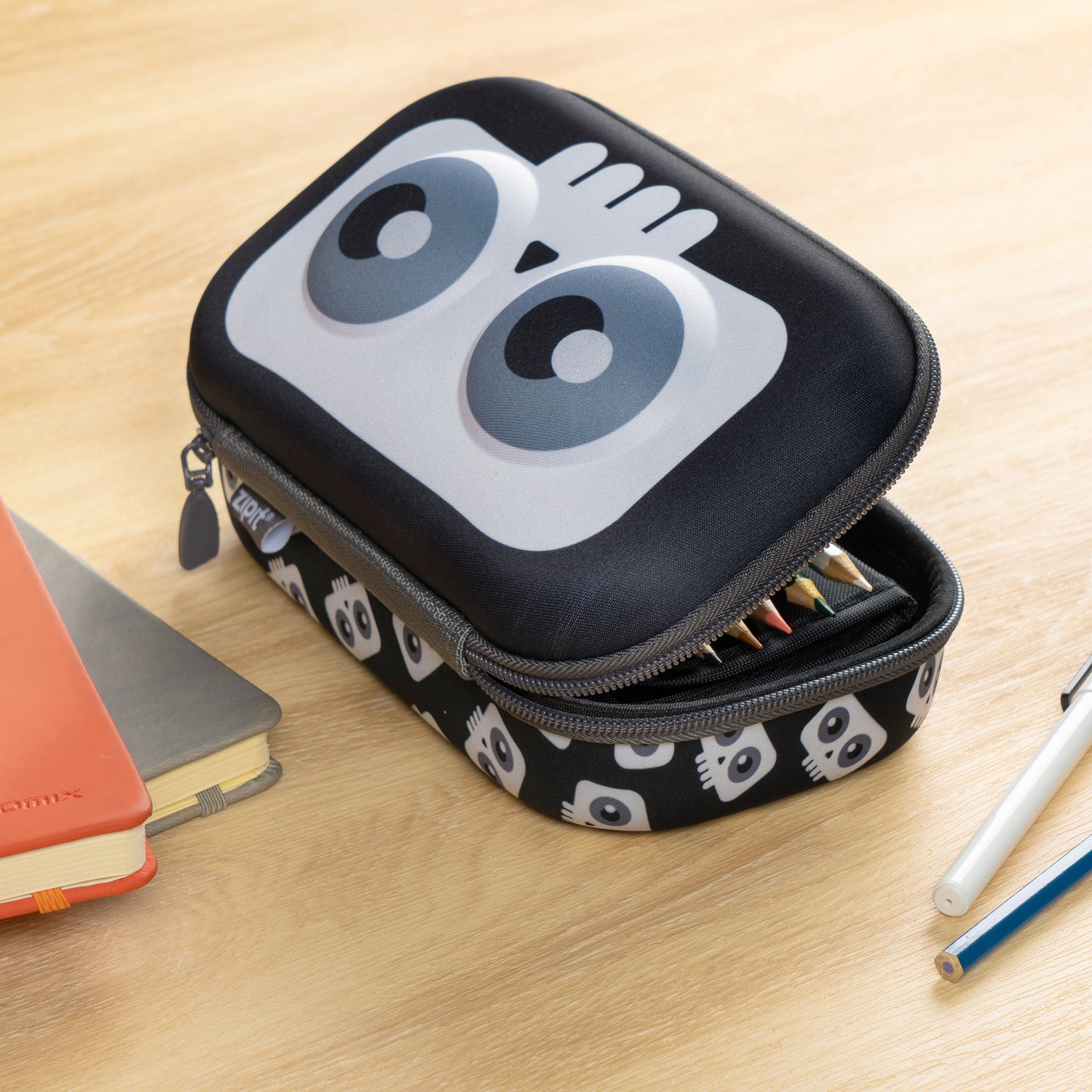 קלמר ZIPIT Creature Box – דמויות חמודות שמציתות את הדמיון