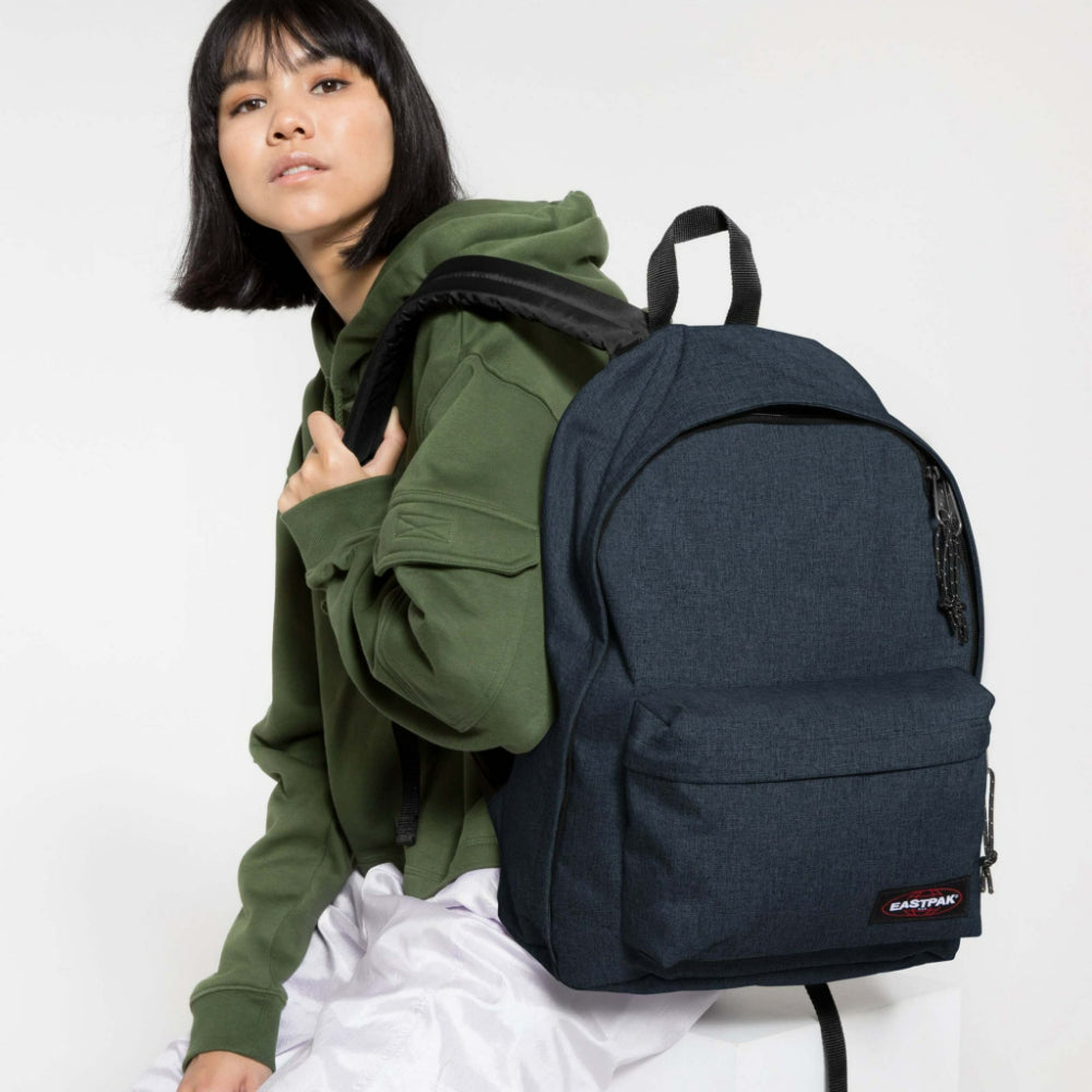 תיק-גב-eastpak-דגם-out-of-office-3