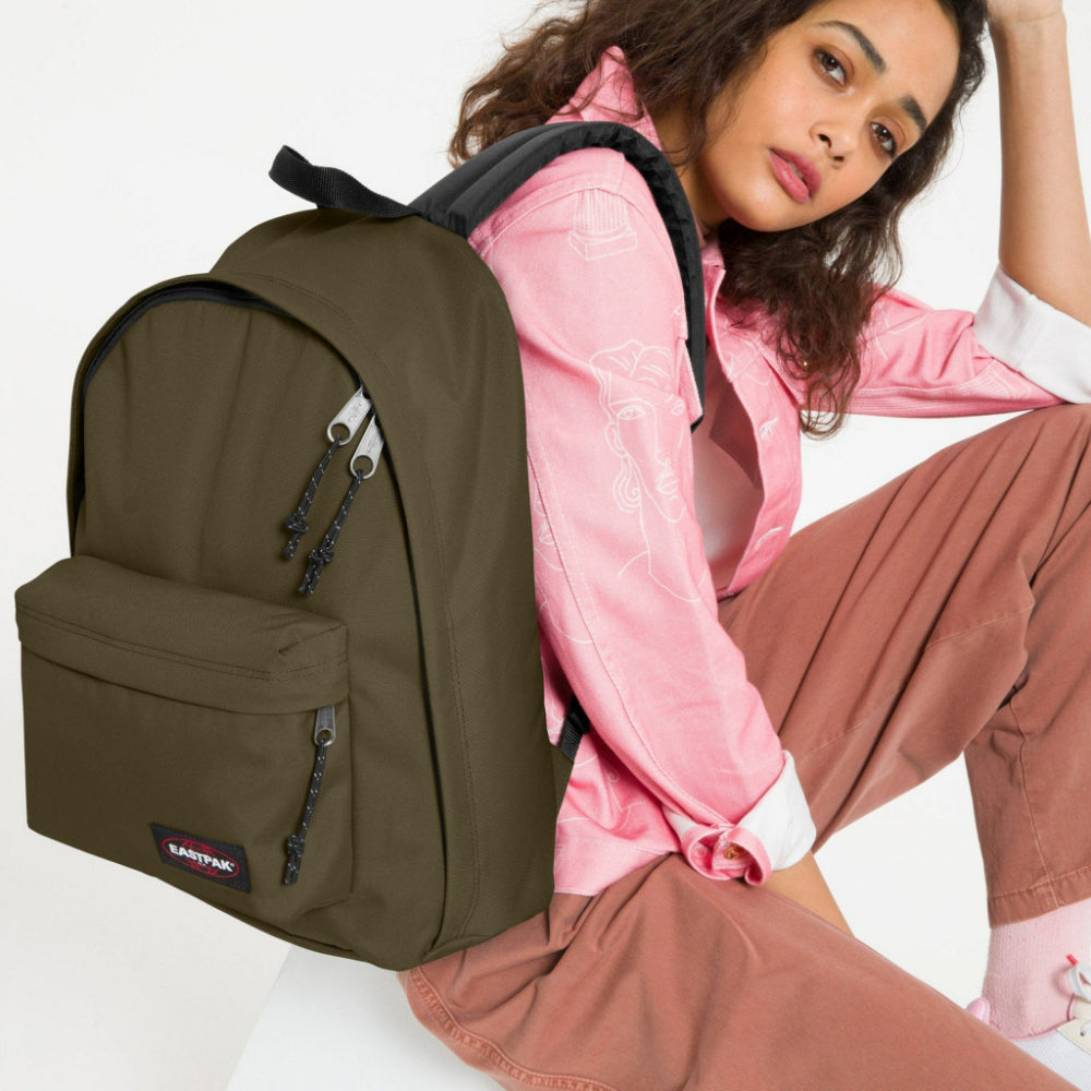 תיק-גב-eastpak-דגם-out-of-office-9