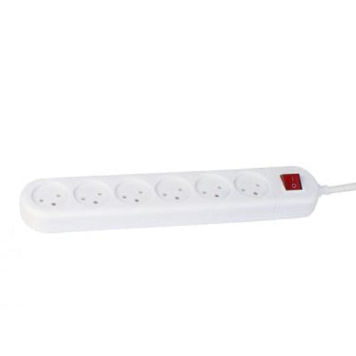 רב-שקע Omega איכותי הכולל 6 נקודות חשמל ומפסק מואר, עם כבל באורך 1 מטר וחתך מוליך 0.75 מ"מ, המעניק פתרון בטיחותי ורחב לריכוז והפעלת מספר רב של מכשירי חשמל במקביל