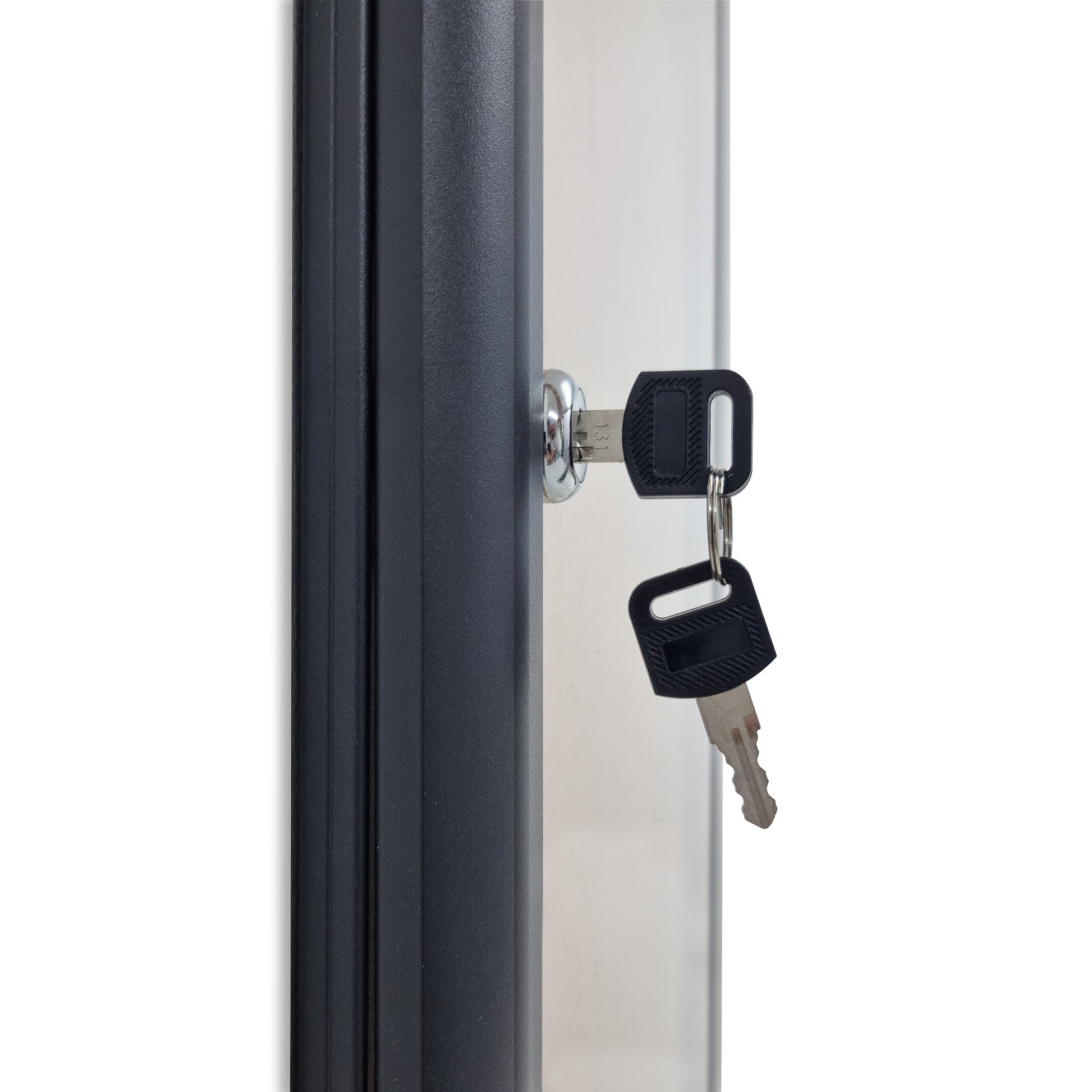 לוח מודעות עם נעילה דלת זכוכית 70/100 ס"מ - Bclear