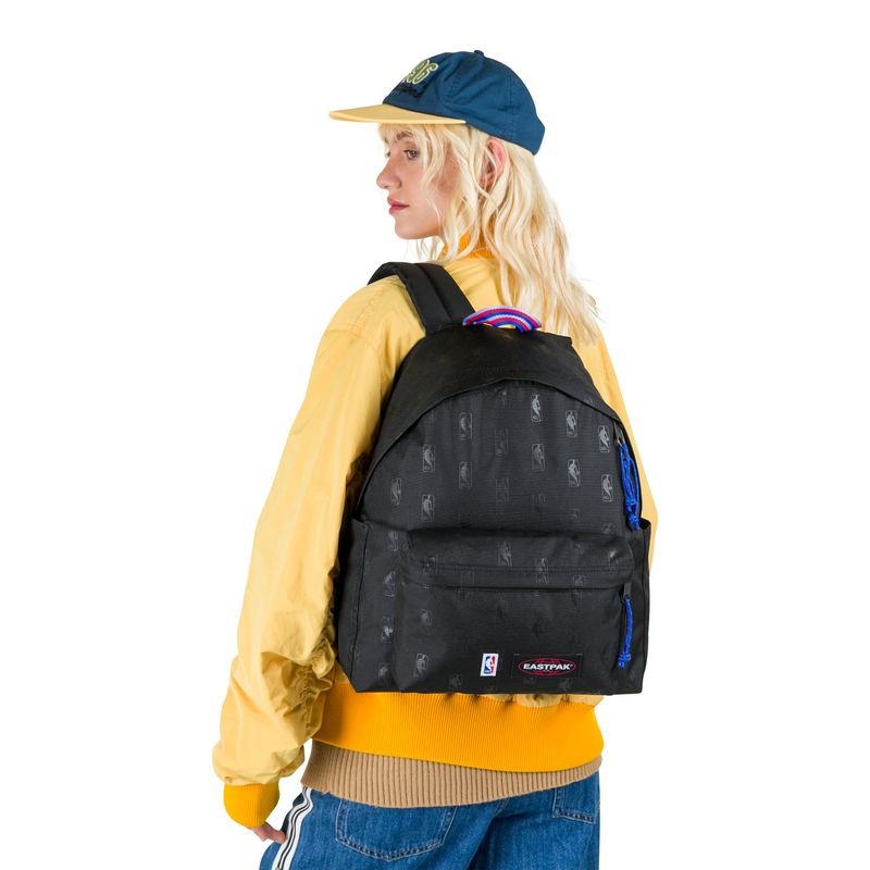 תיק גב NBA Logo Day Pak'r Eastpak