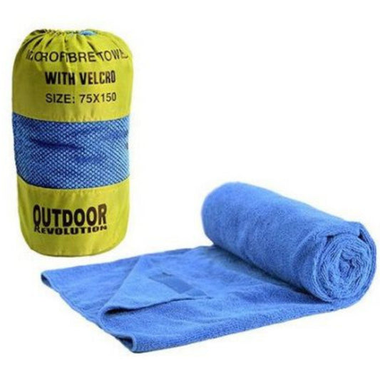 "מגבת המיקרופייבר עם הסקוץ' מסדרת ה-Outdoor בגוון כחול עמוק היא הפתרון האולטימטיבי למטיילים, ספורטאים וחובבי שטח המחפשים שילוב של קלילות, ספיגה מקסימלית ונוחות נשיאה חסרת פשרות