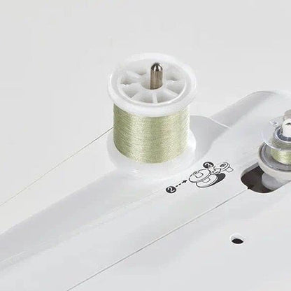 מכונת תפירה Brother CS70S-White