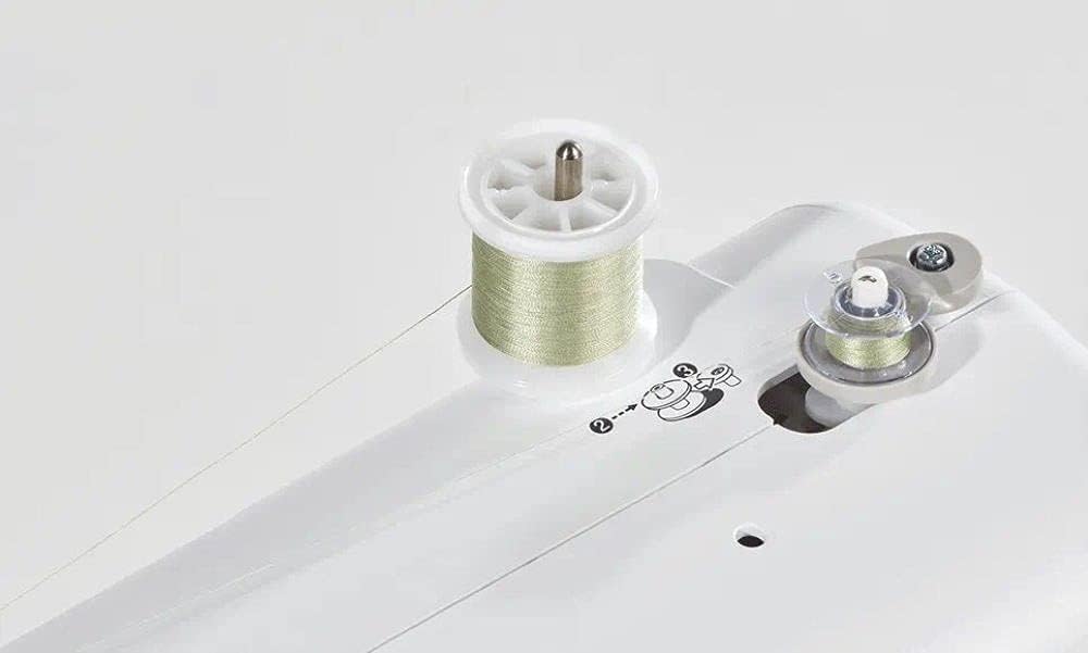 מכונת תפירה Brother CS70S-White