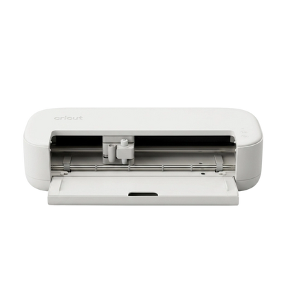 באנדל מכונה ואביזרים - Cricut Explore 5 + Essentials Bundle
