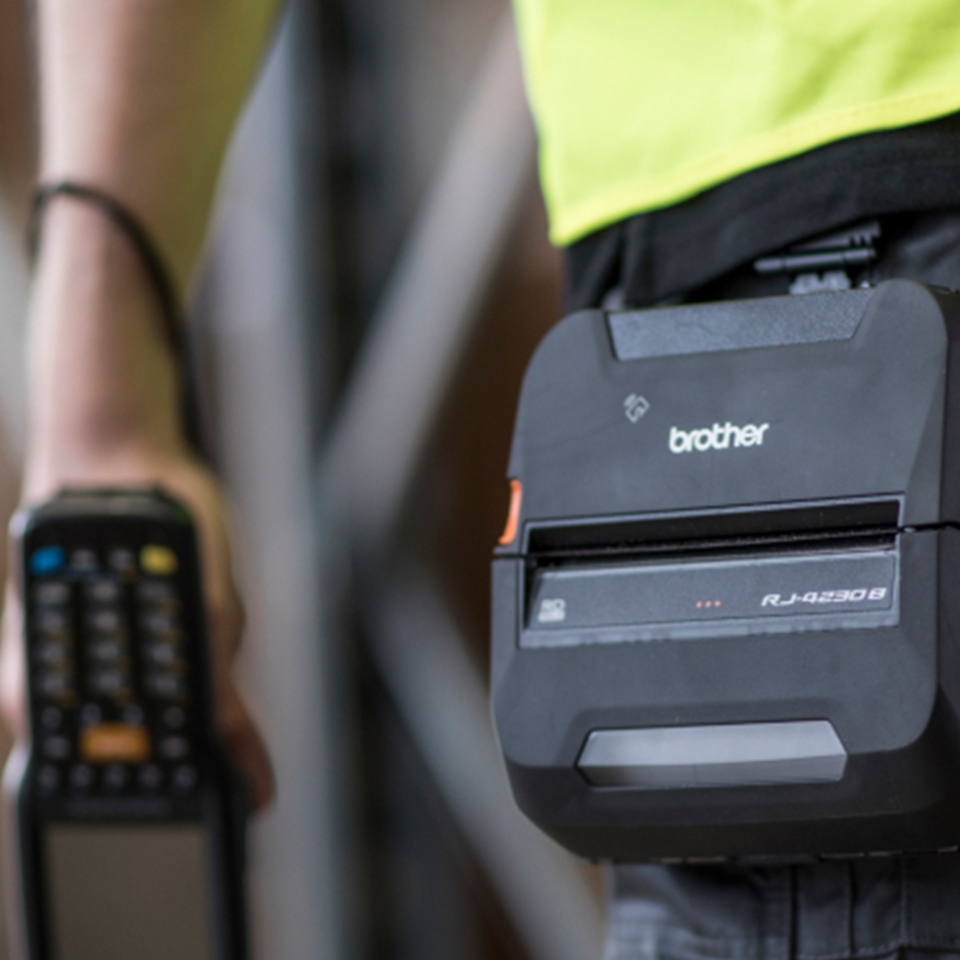 מדפסת מדבקות תרמית ניידת 4 אינץ' Brother RJ-4230B
